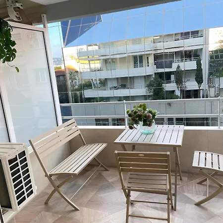 Apartman Sur La Promenade Des Avec Vue Originale A 40 M De La Nizza