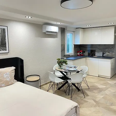 Apartman Sur La Promenade Des Avec Vue Originale A 40 M De La Nizza